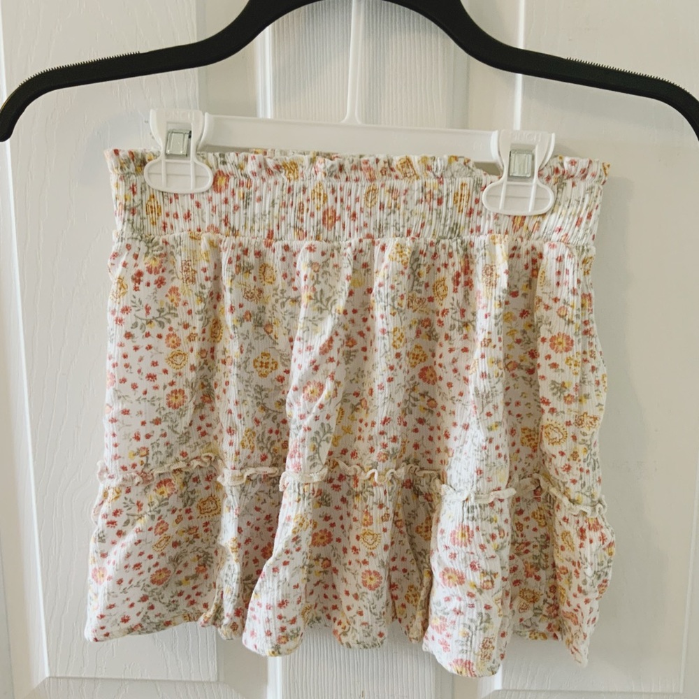 Pink Rose Floral Mini Skirt - White and Pink